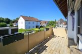 Sonnige und gut geschnittene 3,5 Zimmer-Wohnung mit Balkon und TG-Stellplatz in Kirchheim-Ötlingen - Balkonaussicht