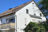 Sonnige und gut geschnittene 3,5 Zimmer-Wohnung mit Balkon und TG-Stellplatz in Kirchheim-Ötlingen - Hausansicht